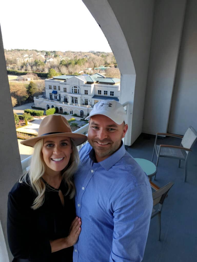 Joey and Lindsey on their hotel balcony